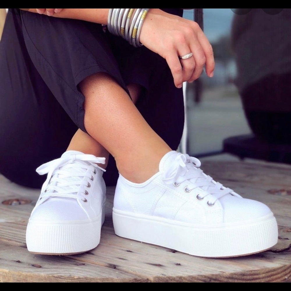 🌟Steve Madden 👟 EMMI 103S1 🌟Sneakers